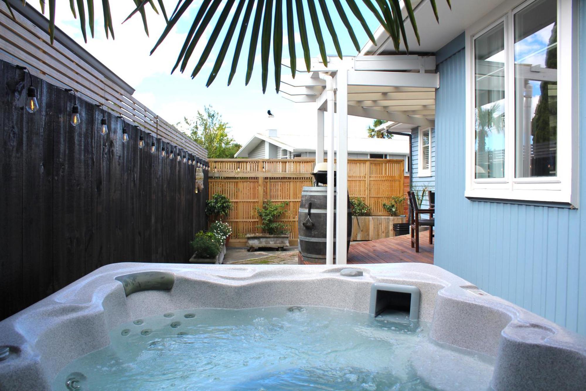 Beautiful Home With Short Stroll To Havelock Village Havelock North Exteriör bild