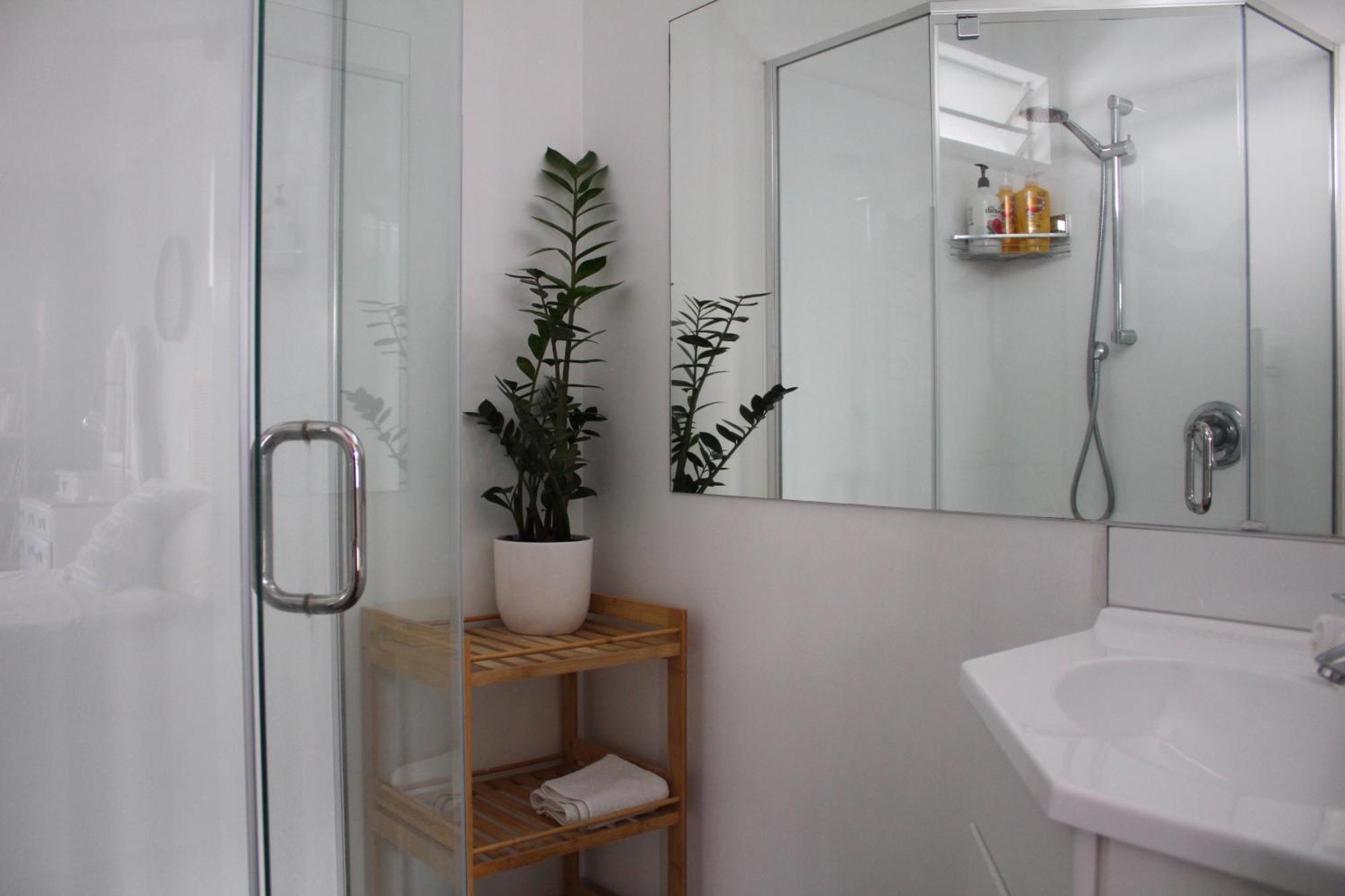 Beautiful Home With Short Stroll To Havelock Village Havelock North Exteriör bild